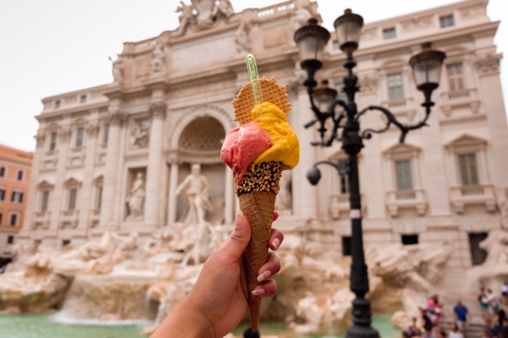 Ice cream at Fountain Di Trevi